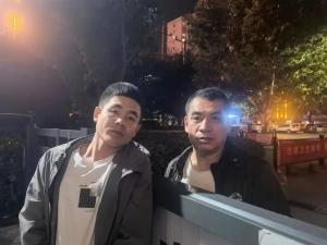 市文旅集團(tuán)一線戰(zhàn)“疫”之：古有木蘭替父從軍，今有老翁代子抗“疫”——集團(tuán)員工父子王小強(qiáng)、王浩的抗“疫”故事